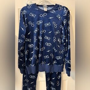 Harry Potter Velour Pajama Set Size Small